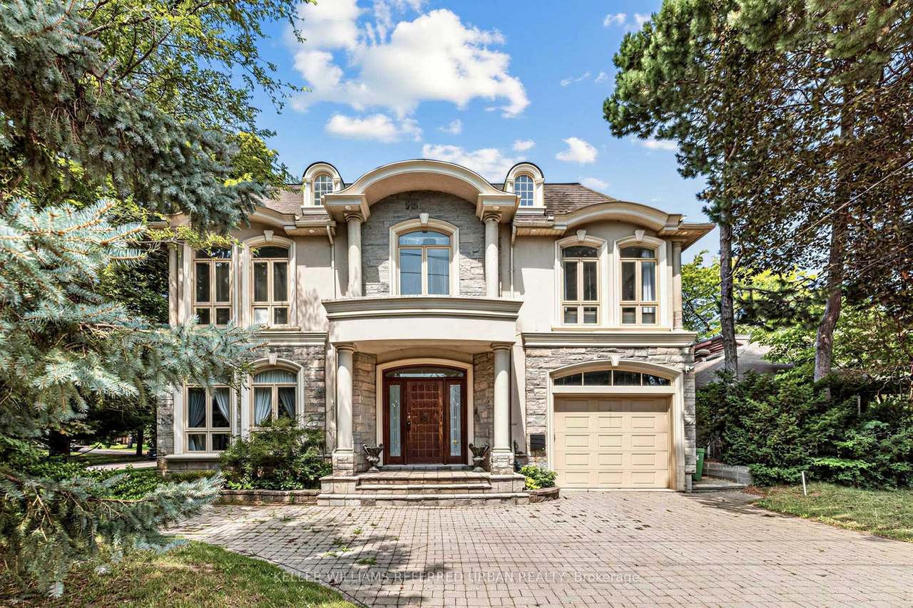 158 Owen Boulevard, Toronto, ON M2P 1G7