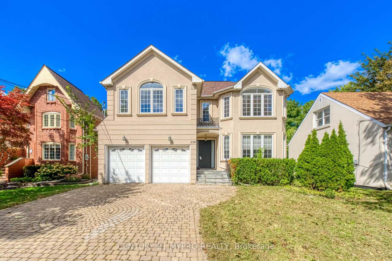 238 Poyntz Avenue, Toronto, ON M2N 1J7