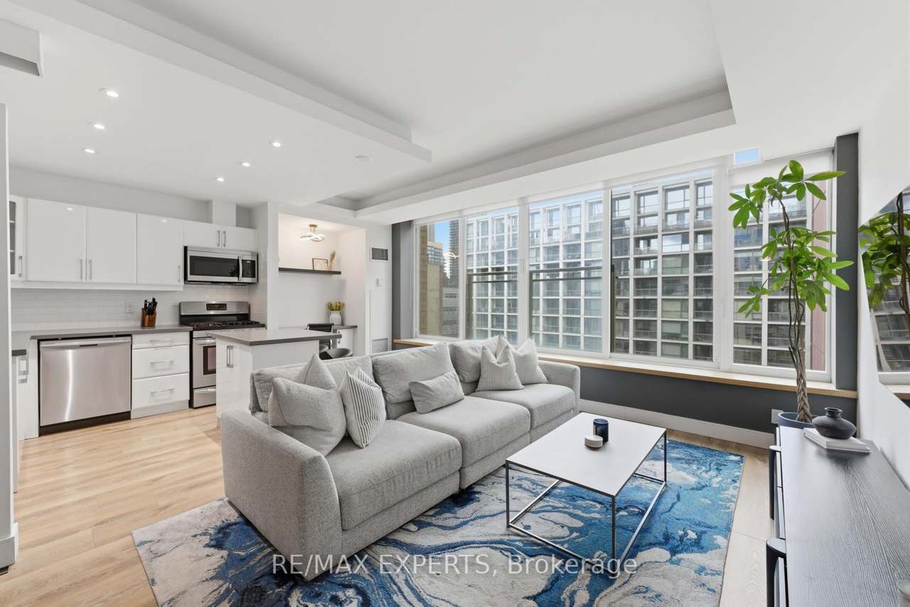 50 Camden Street 707, Toronto, ON M5V 3N1