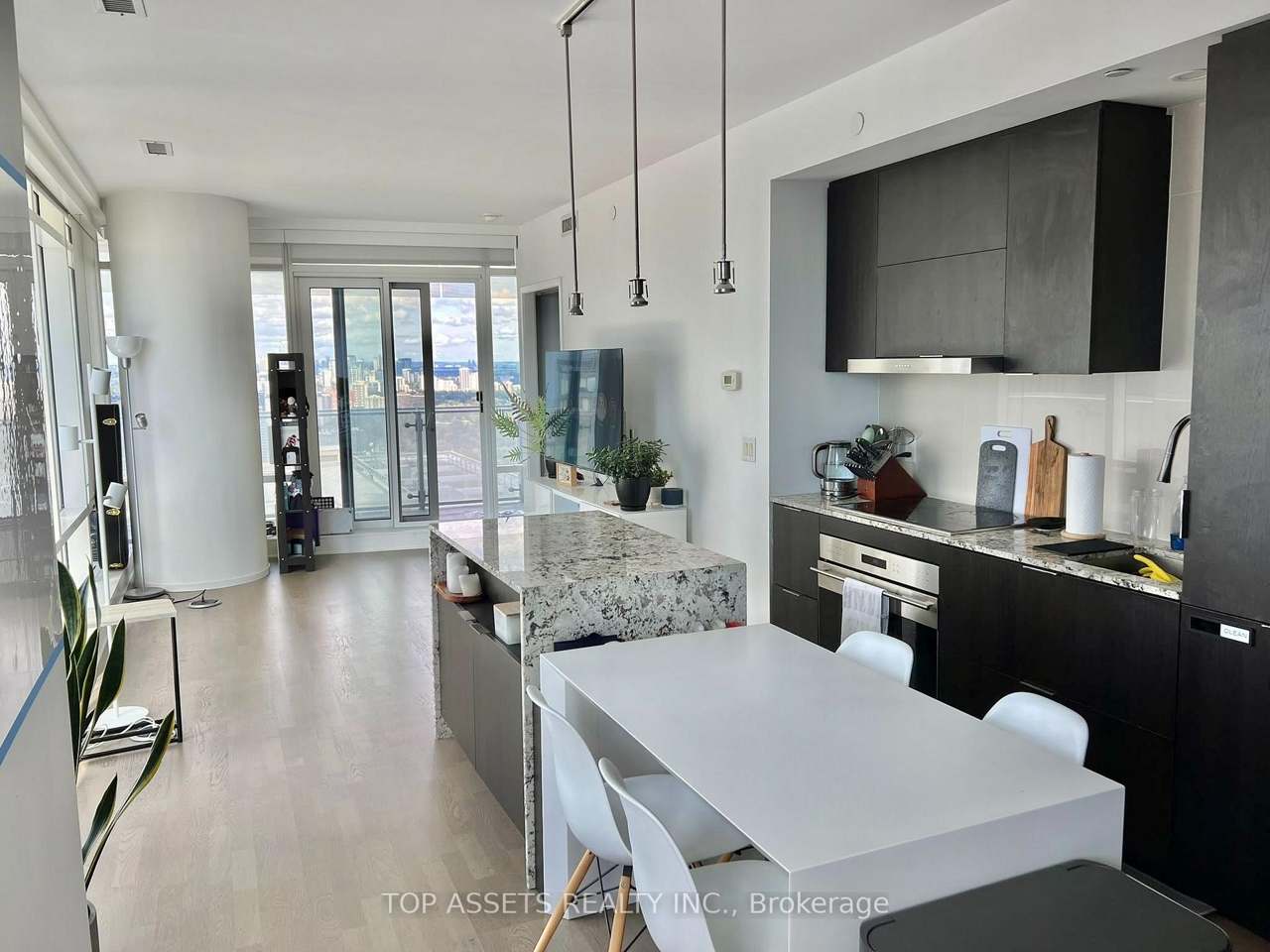 1 Bloor Street E 4409, Toronto, ON M4W 0A8