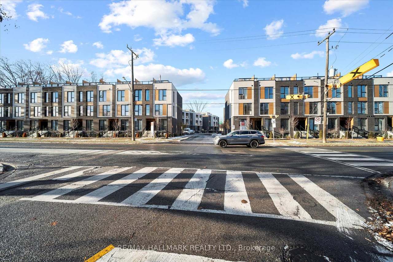 170 Clonmore Drive 13, Toronto, ON M1N 1Y1