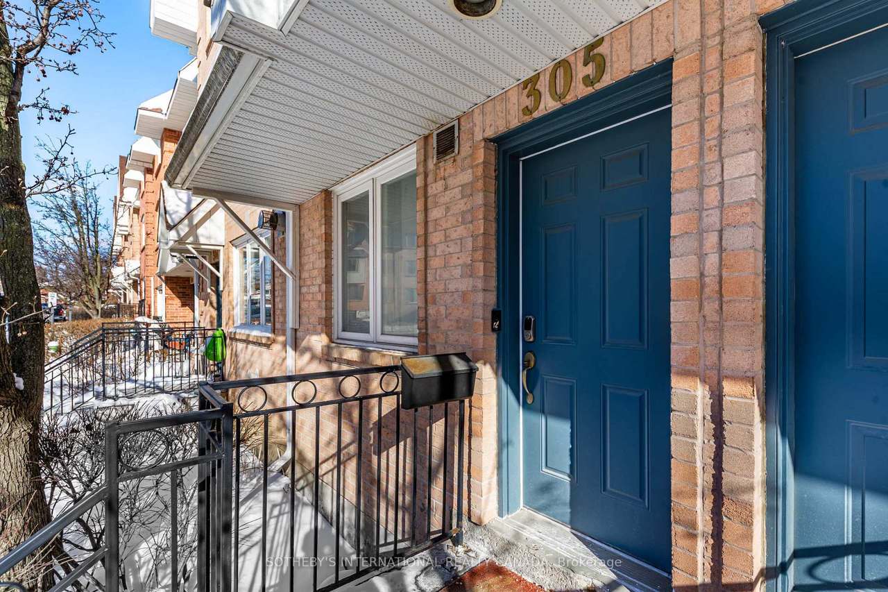 57 Westwood Avenue, Toronto, ON M4K 2A7