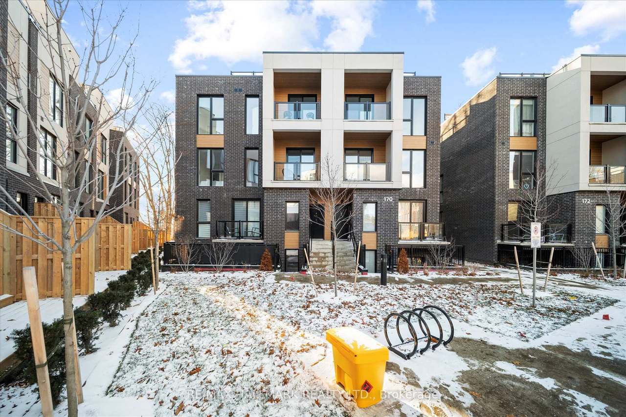 170 Clonmore Avenue 3, Toronto, ON M1N 0B9