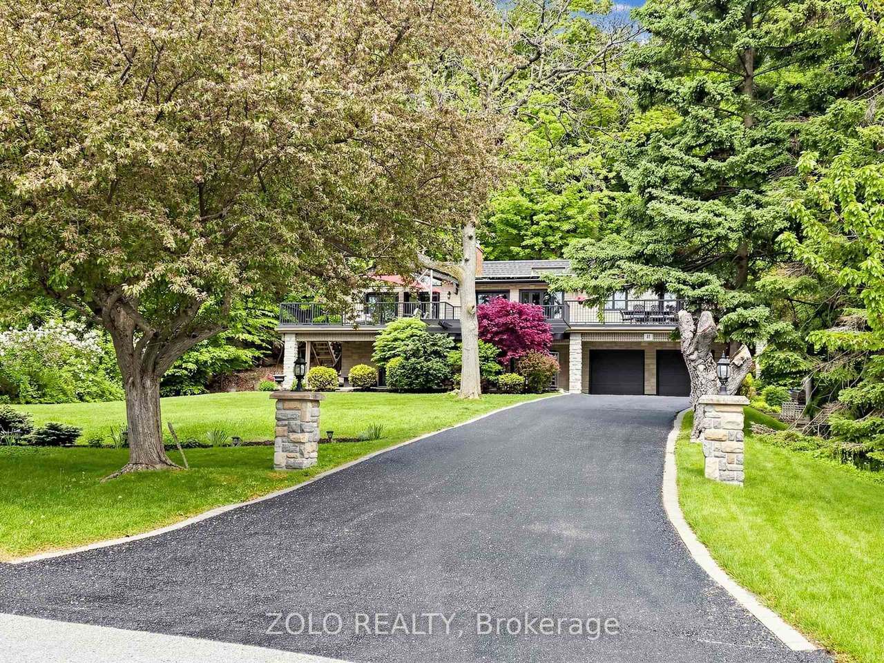 41 Meadowcliffe Drive, Toronto, ON M1M 2X8