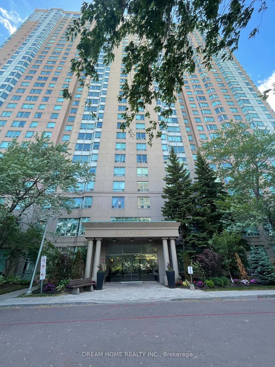 68 Corporate Drive 2323, Toronto, ON M1H 3H3