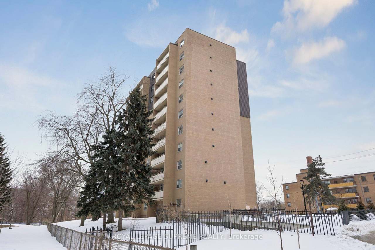 207 Galloway Road 704, Toronto, ON M1E 4X3