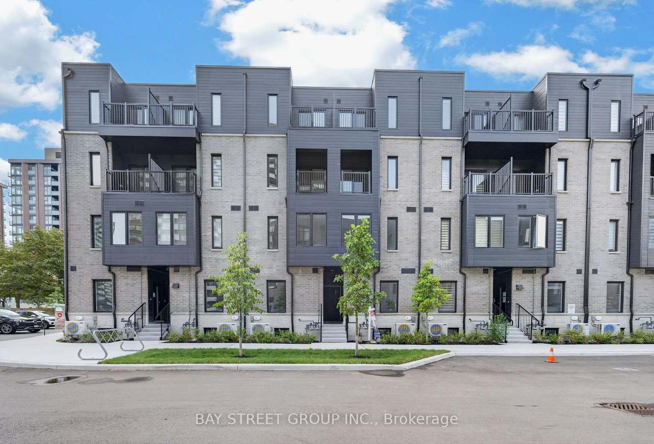 29 Calamint Lane, Toronto, ON M1W 2H1