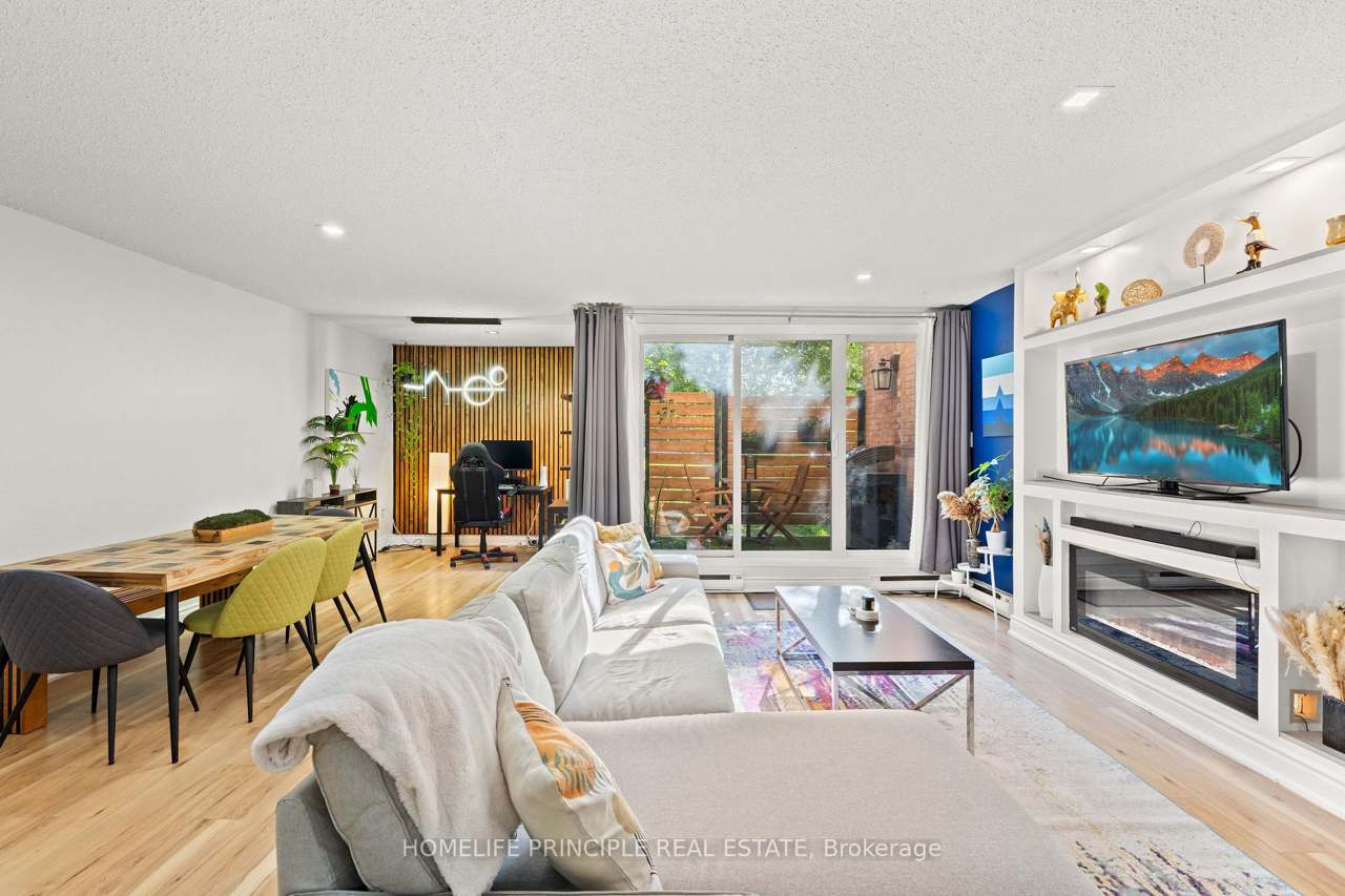 100 Mornelle Court 1059, Toronto, ON M1E 4X2