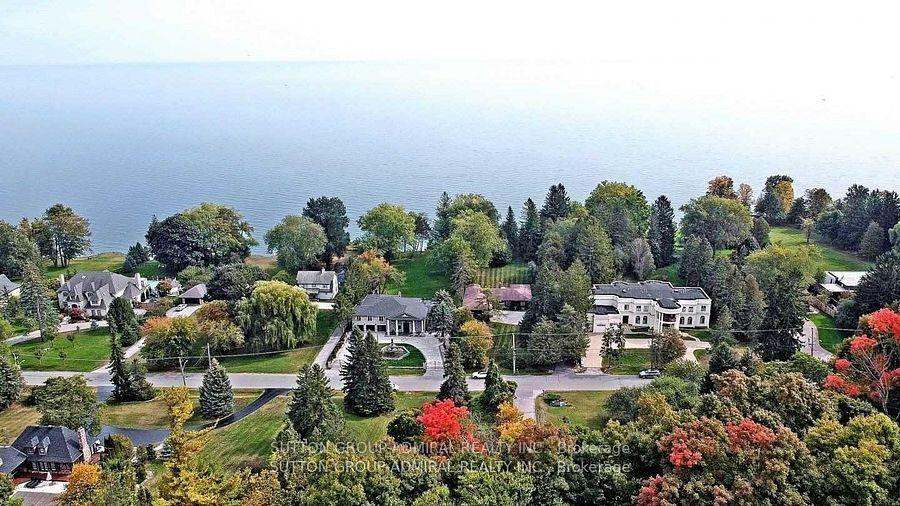 48 Meadowcliffe Drive, Toronto, ON M1M 2X9