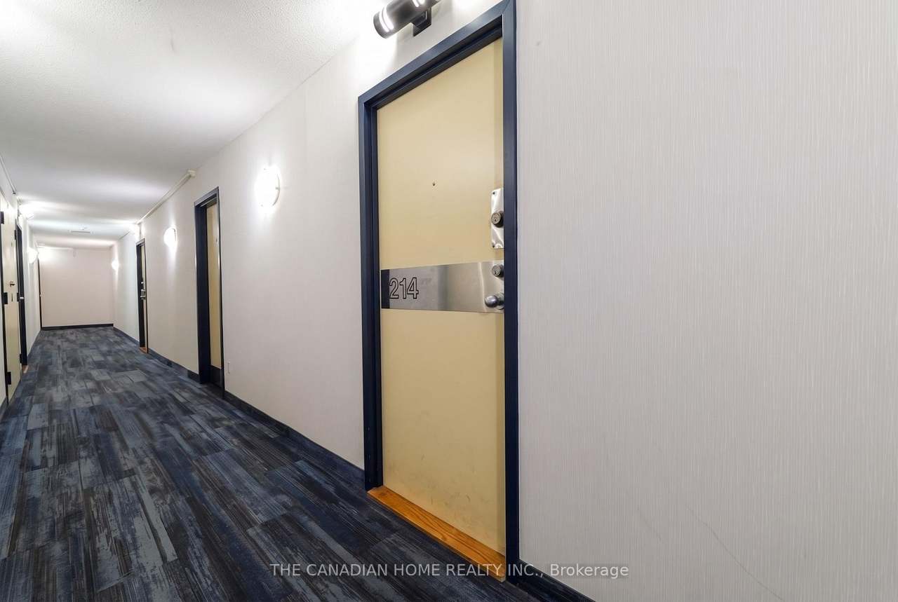 2466 Eglinton Avenue E 214, Toronto, ON M1K 5J8