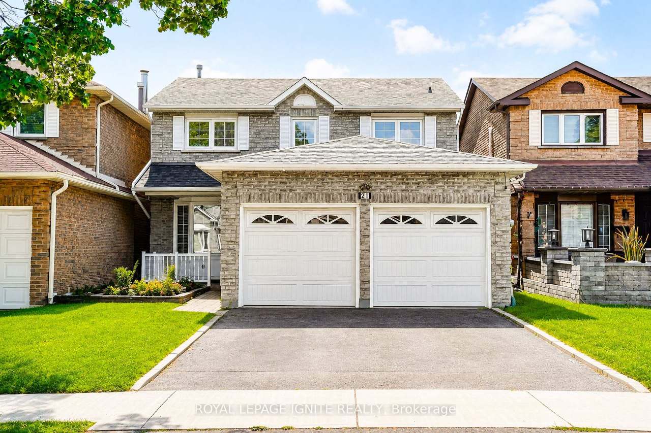 21 Halfmoon Square, Toronto, ON M1C 3V4