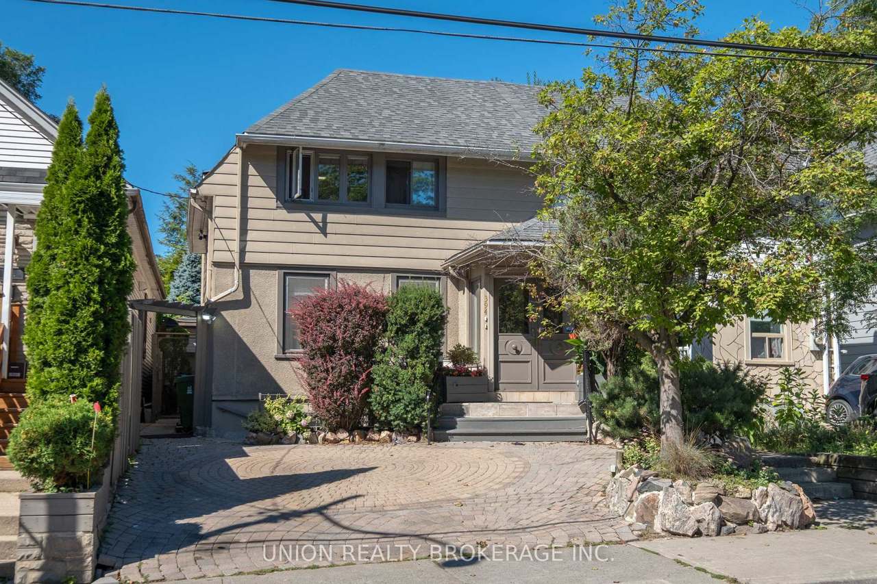 394 Coxwell Avenue, Toronto, ON M4L 3B7