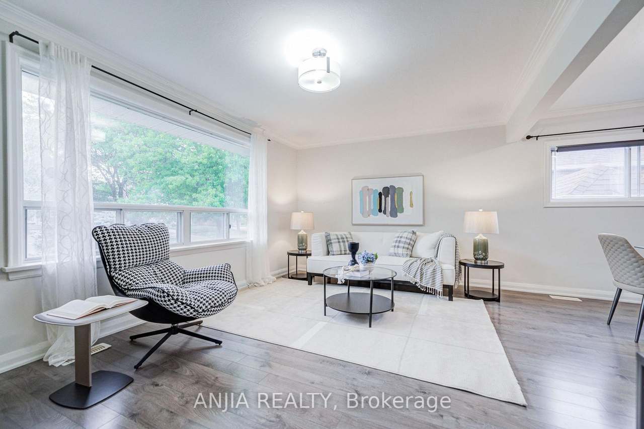 91 Canlish Road, Toronto, ON M1P 1S8