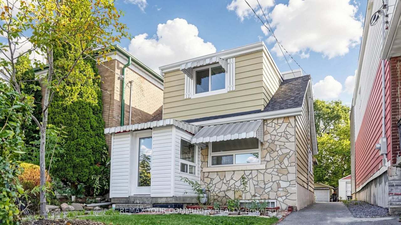 73 Robinson Avenue, Toronto, ON M1L 3S9