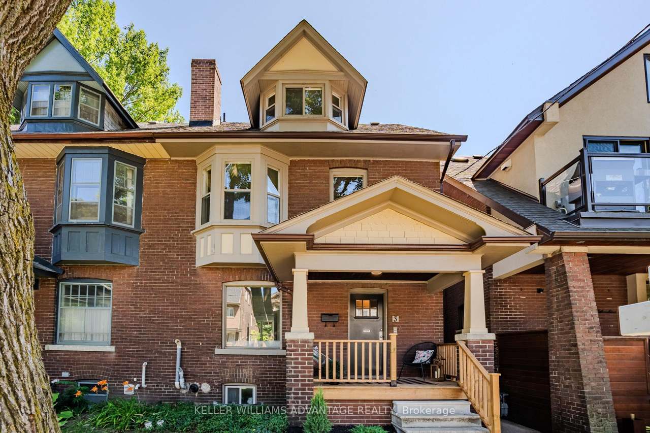 3 Columbine Avenue, Toronto, ON M4L 1P2