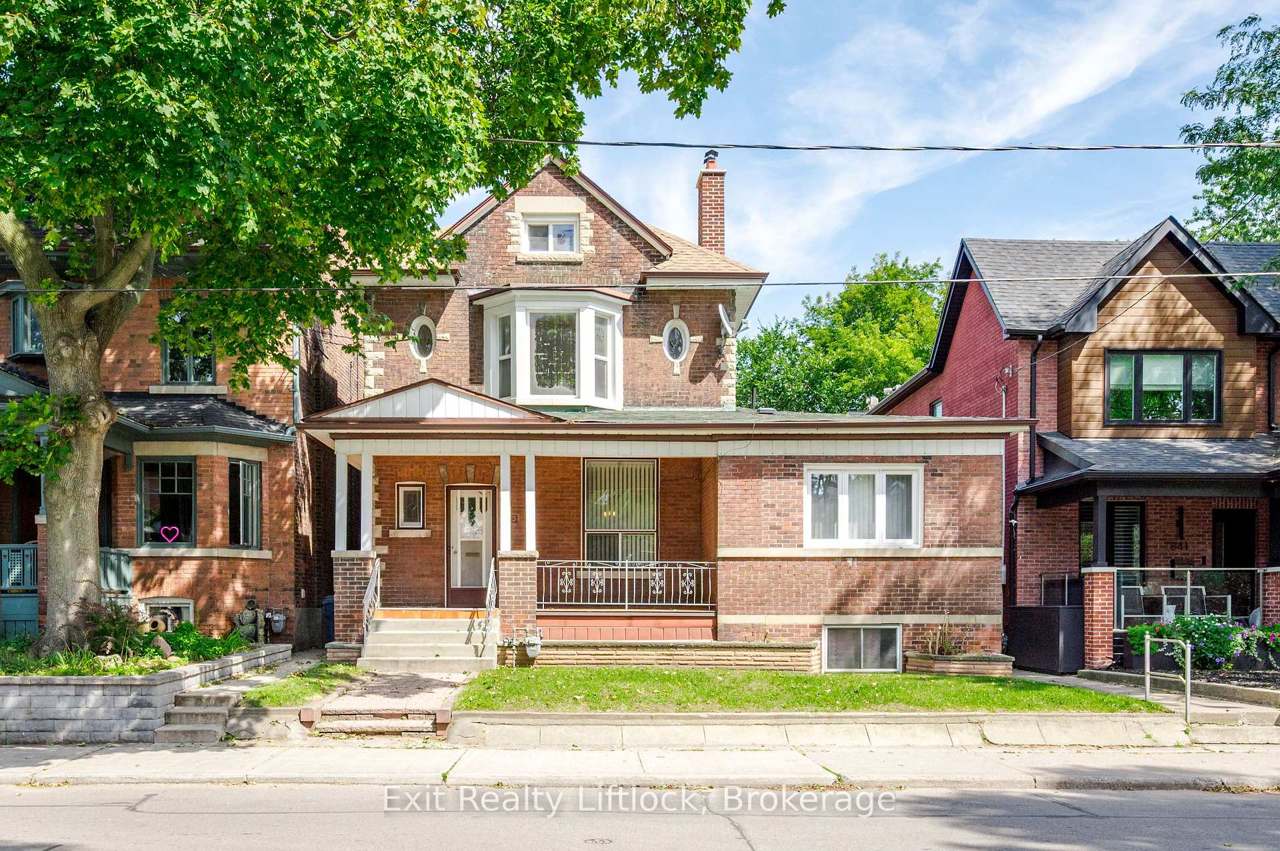 843 Logan Avenue, Toronto, ON M4K 3E2