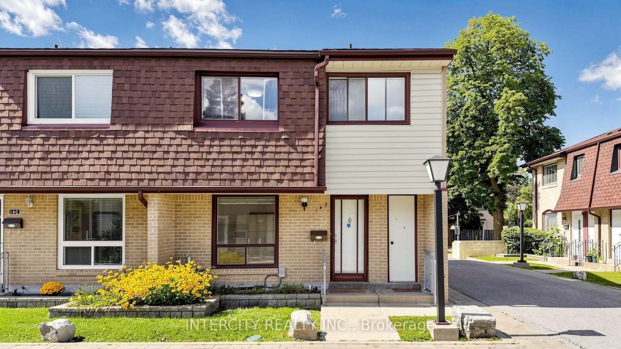 21 Livonia Place 142, Toronto, ON M1E 4W5