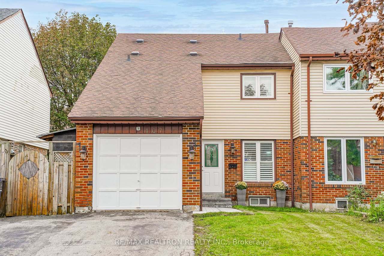 107 Purvis Crescent, Toronto, ON M1B 1H8