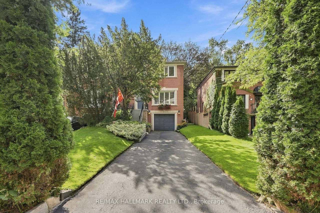 77 Glen Davis Crescent, Toronto, ON M4E 1X7