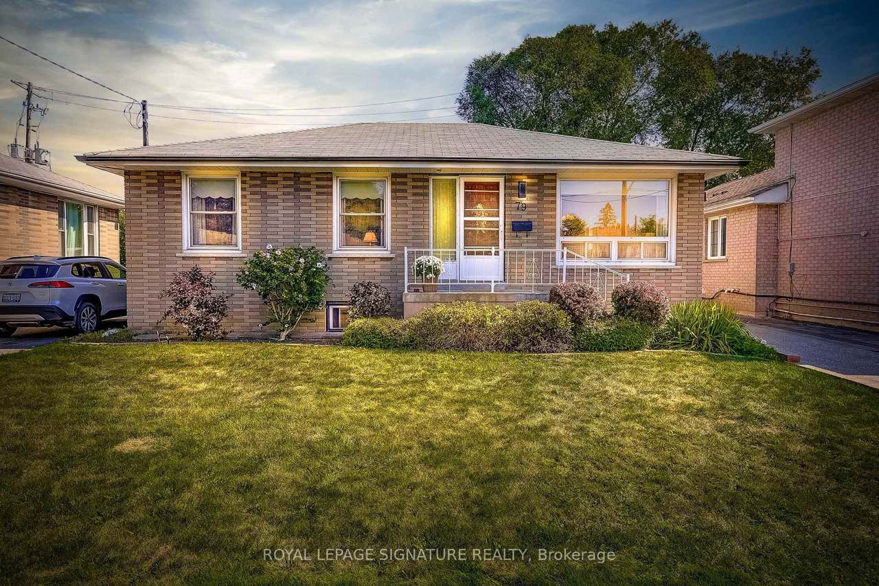 79 Greenock Avenue, Toronto, ON M1G 3A2