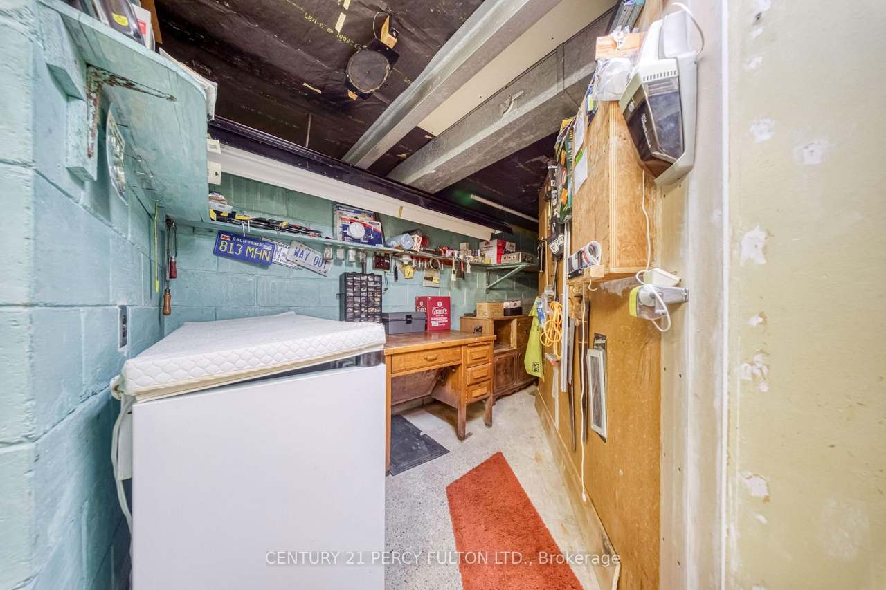 13 Graylee Avenue, Toronto, ON M1J 1M5