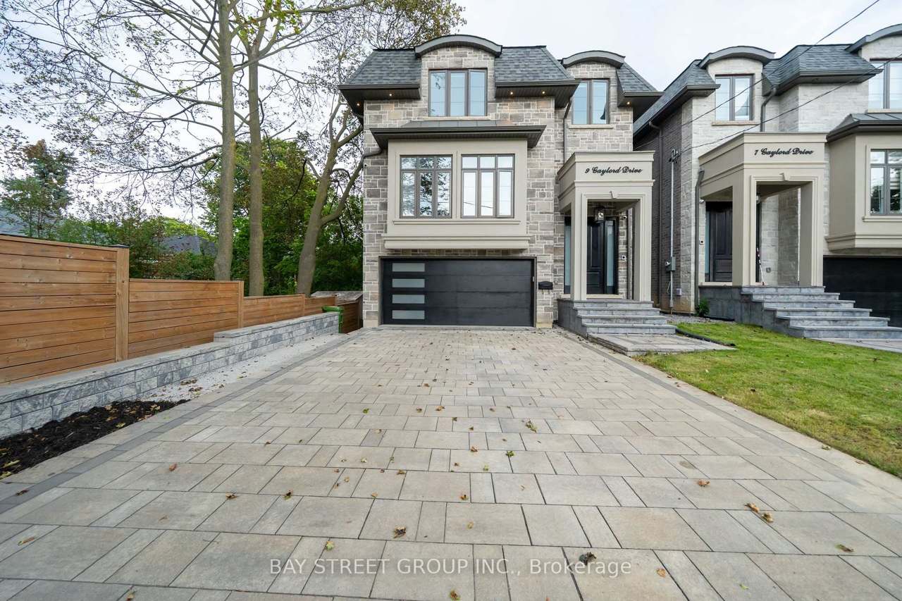 9 Gaylord Drive, Toronto, ON M1R 1C2