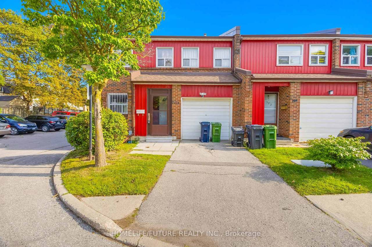 124 Dusay Place 174, Toronto, ON M1W 2N2
