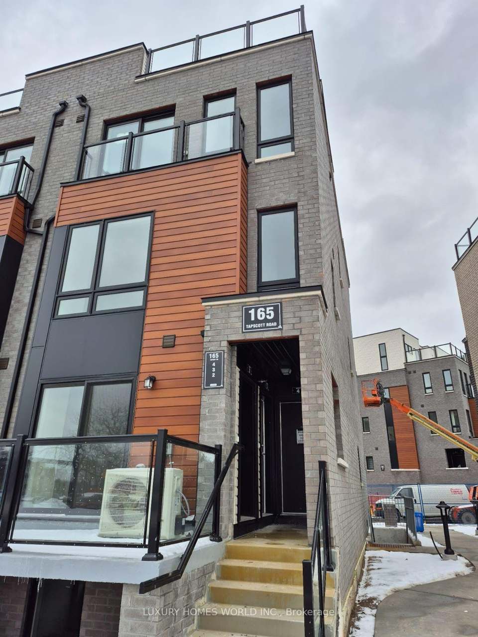 165 Tapscott Road 3, Toronto, ON M1B 3L9