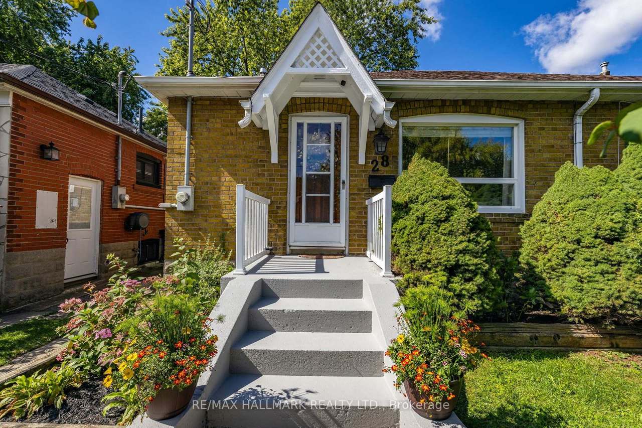 28 Thora Avenue, Toronto, ON M1L 2P9