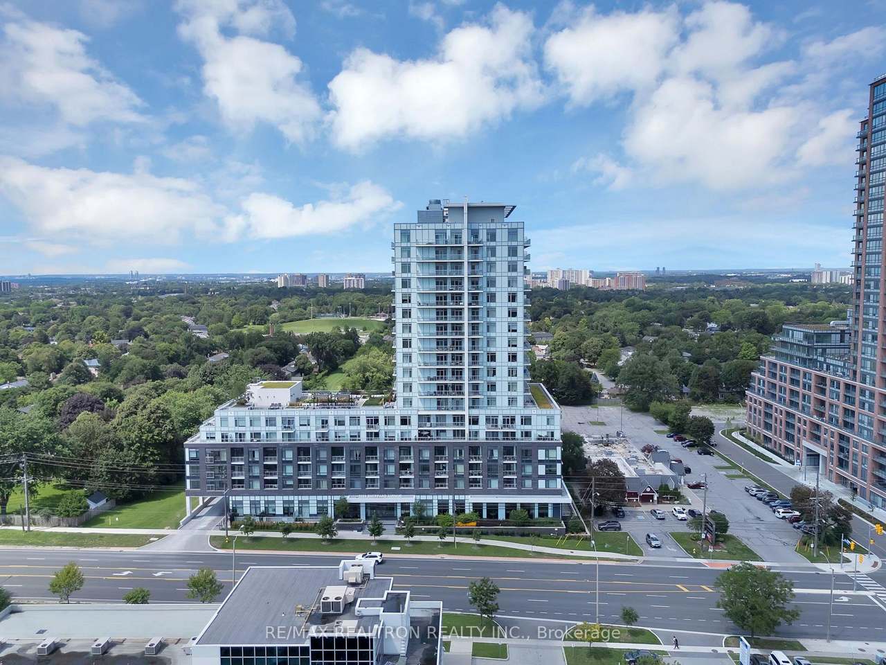 3220 Sheppard Avenue E 1702, Toronto, ON M1T 0B7