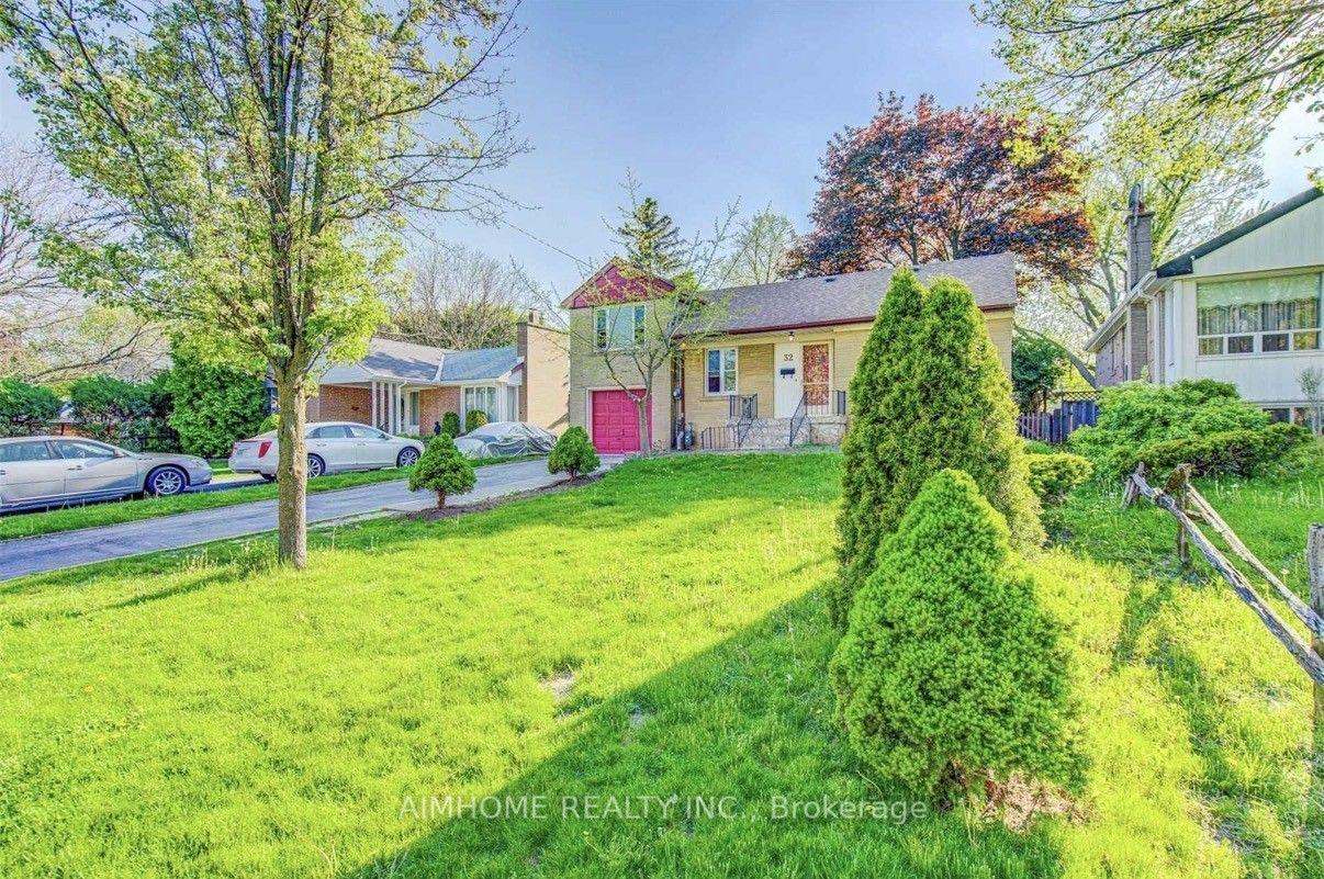 32 Lauralynn Crescent, Toronto, ON M1S 2H5