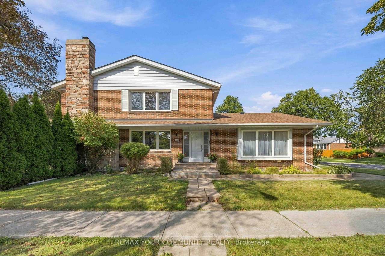 588 Huntingwood Drive, Toronto, ON M1W 1G8