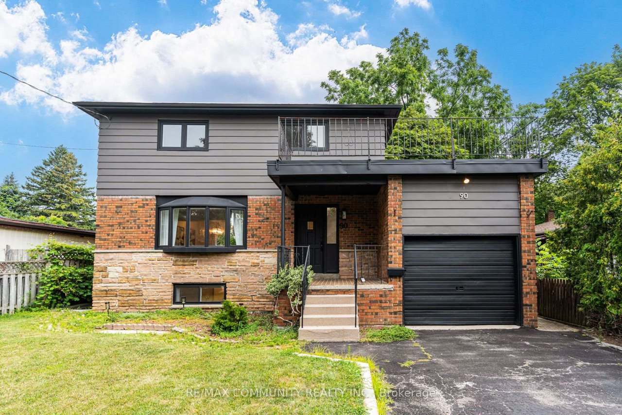 90 Euclid Avenue, Toronto, ON M1C 1J9