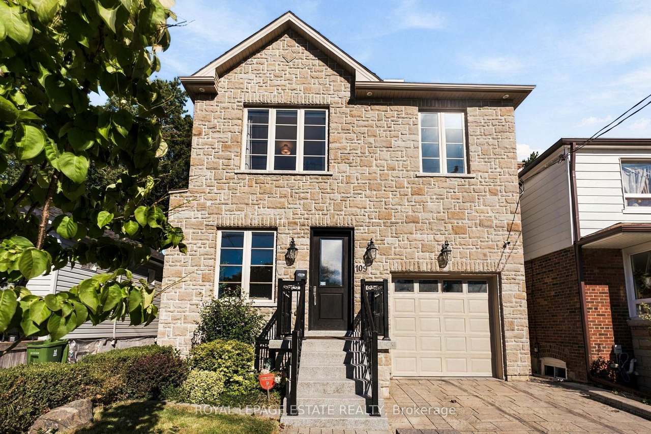 109 Lillington Avenue, Toronto, ON M1N 3K6