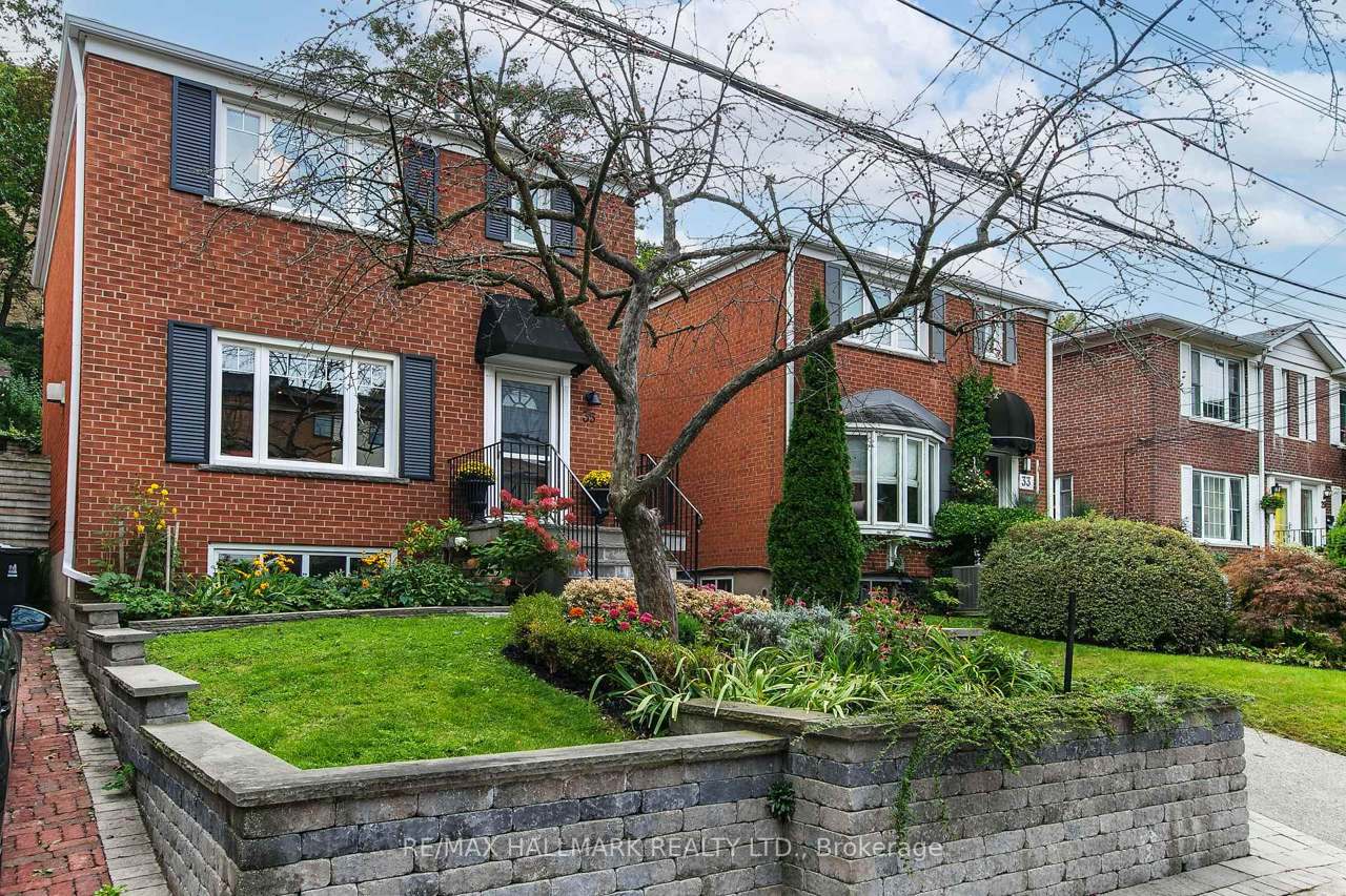 35 Love Crescent, Toronto, ON M4E 1V6