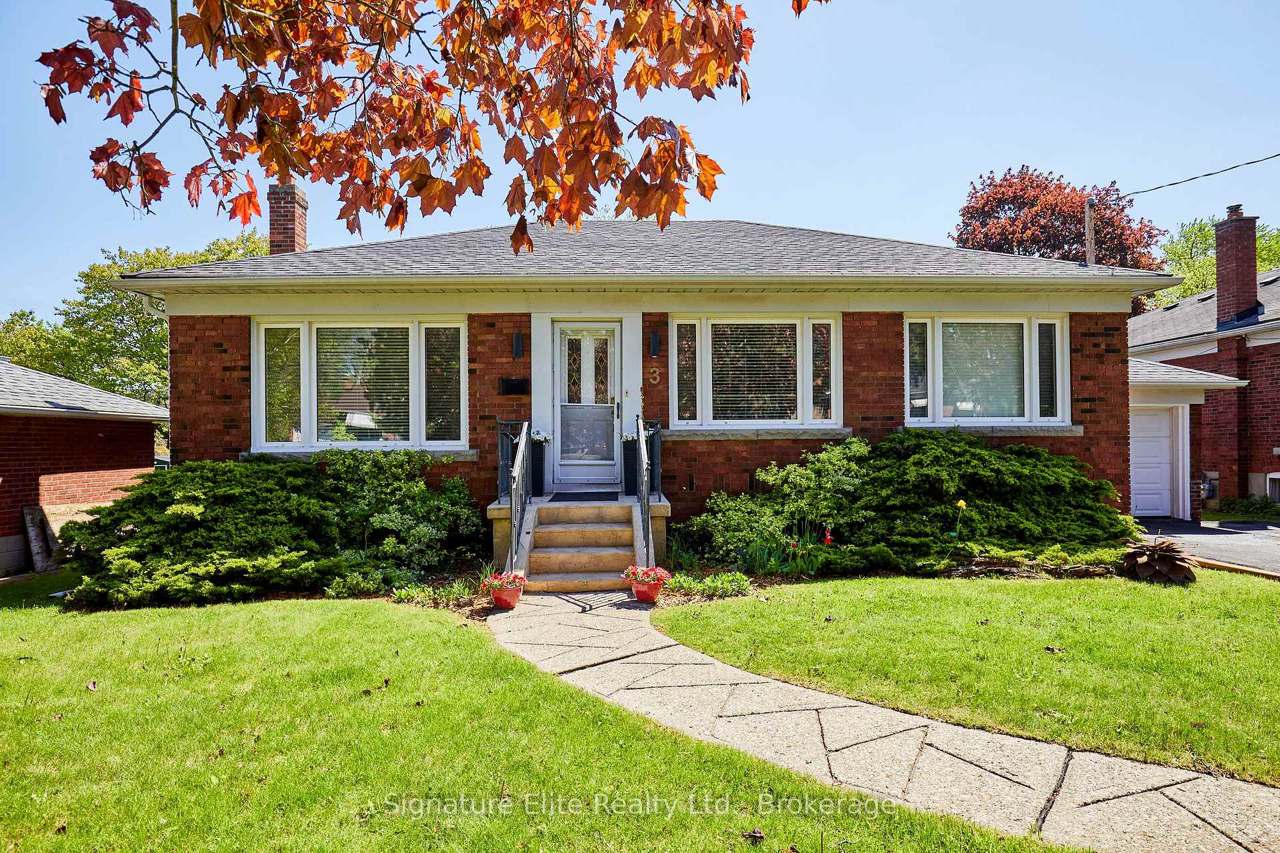 3 Kingsmere Crescent, Toronto, ON M1M 3B2