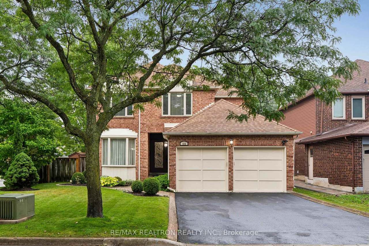 122 Colvin Crescent, Vaughan, ON L4J 2R7