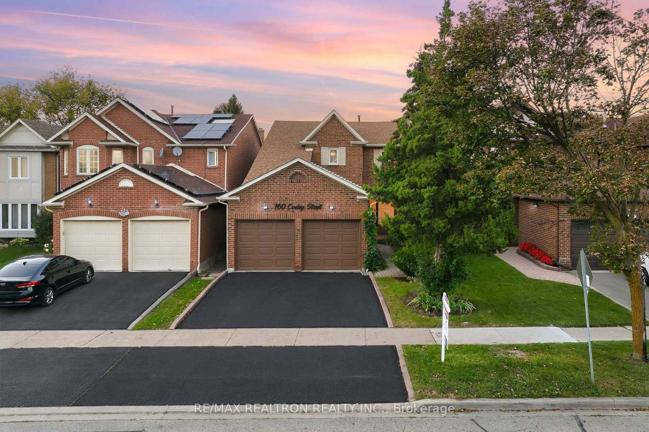 160 Conley Street, Vaughan, ON L4J 2X7