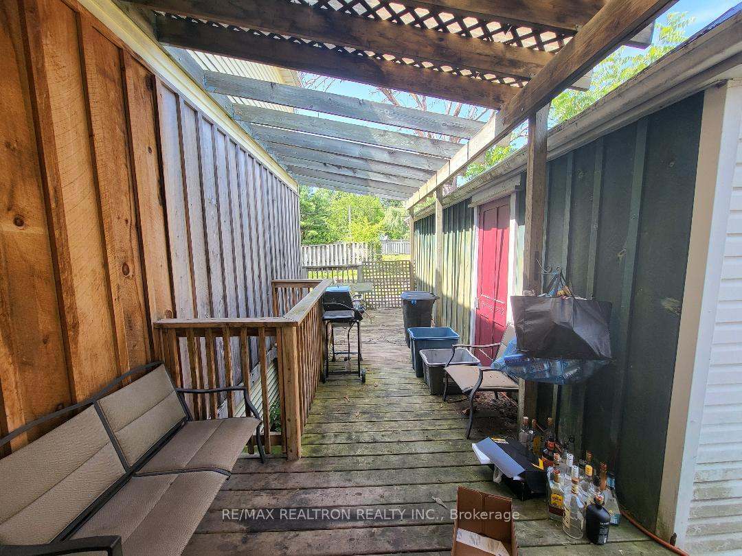 256 Dunlop Street W, Barrie, ON P0A 1C0