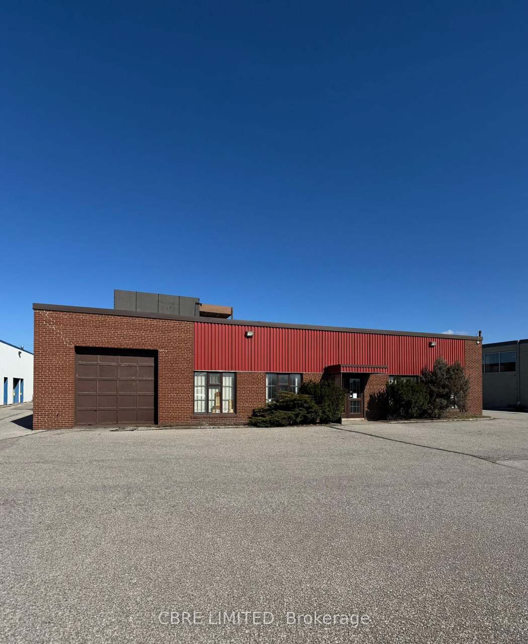 120 Oakdale Rd, Toronto, ON M3N 1V9