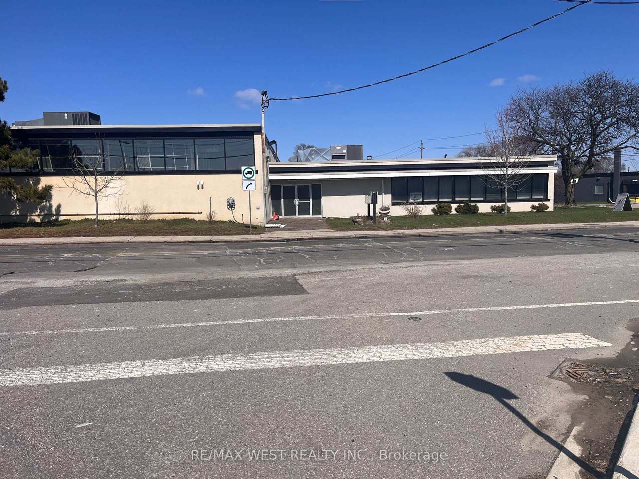 88 Industry Street, Toronto, ON M6M 4L8