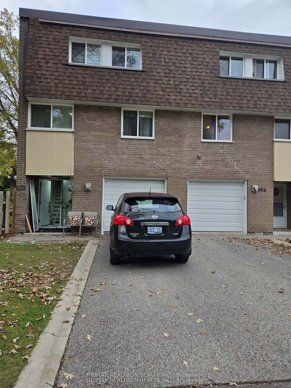 36 Tandridge Crescent 885, Toronto, ON M9W 2P2