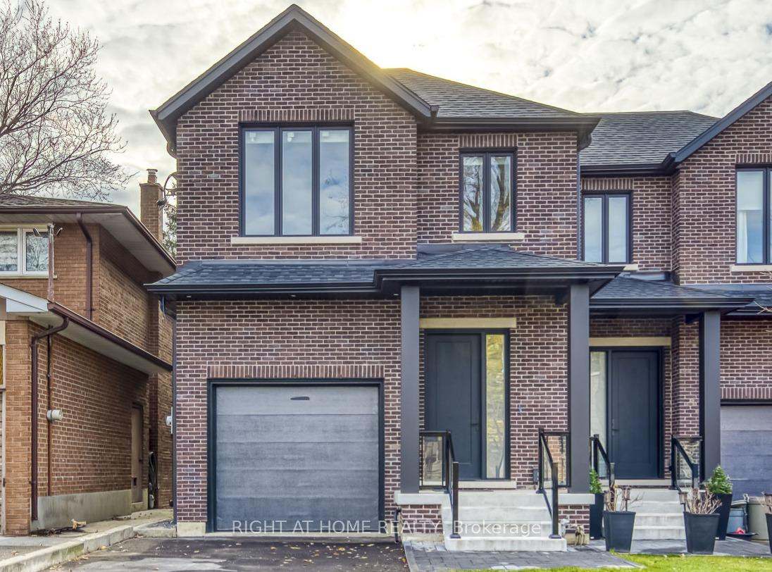 5 Enfield Avenue, Toronto, ON M8W 1T6
