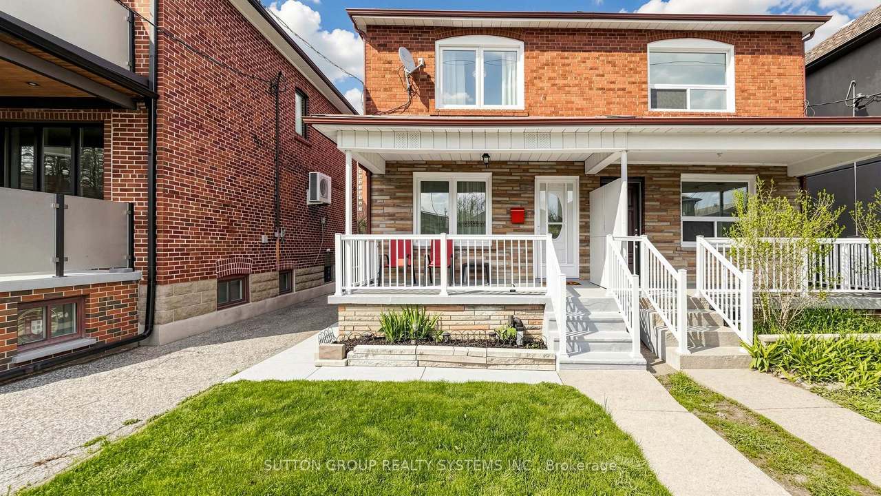 91 Kirknewton Road, Toronto, ON M6E 3X9