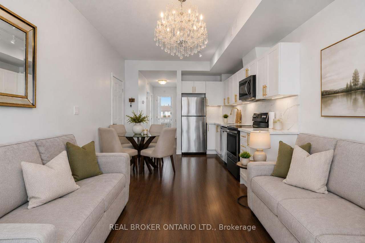 630 Rogers Road 21, Toronto, ON M6M 0B4