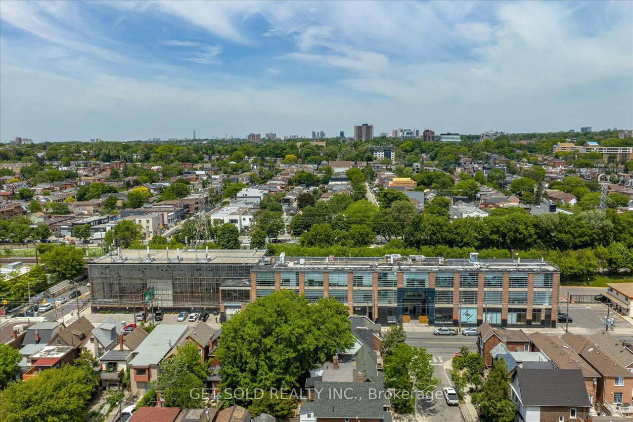 950 Dupont Street, Toronto, ON M6H 1Z2