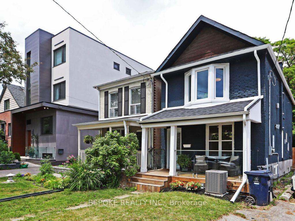 15 Burlington Street, Toronto, ON M8V 2L1