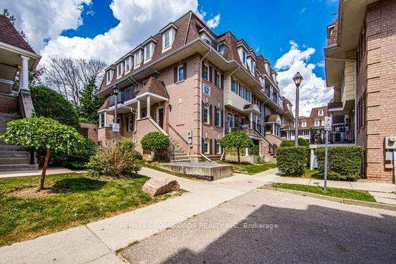 52 Sidney Belsey Crescent 204, Toronto, ON M6M 5J1