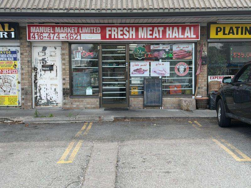 969 Albion Road, Toronto, ON M9V 1A6