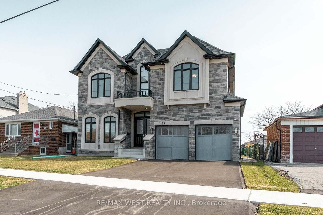 119 Jay Street, Toronto, ON M6L 2M3